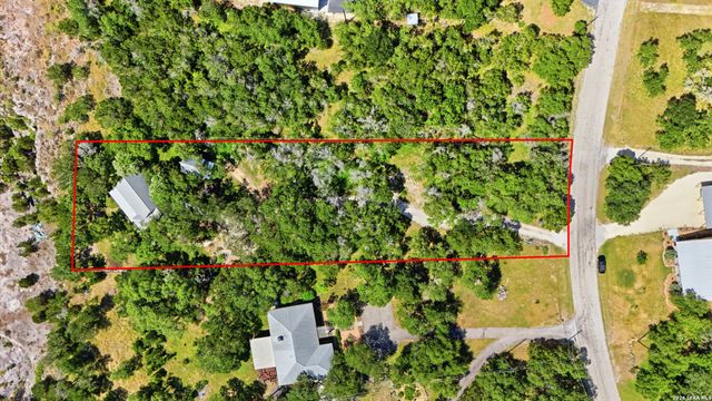 711 Wild Turkey Run, New Braunfels, TX 78132