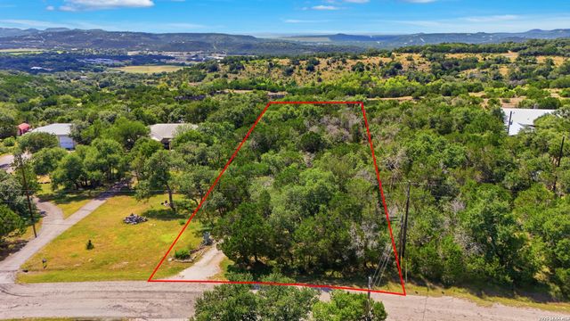 711 Wild Turkey Run, New Braunfels, TX 78132