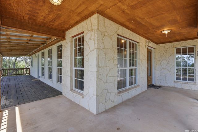 711 Wild Turkey Run, New Braunfels, TX 78132