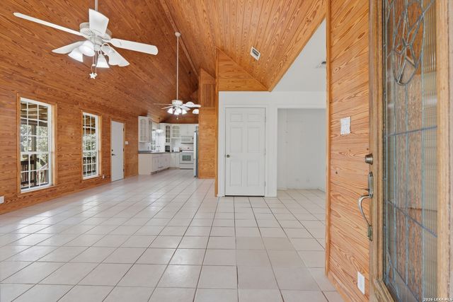 711 Wild Turkey Run, New Braunfels, TX 78132