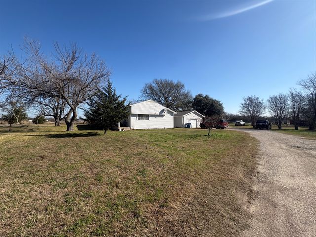 5910 County Road 166, Kaufman, TX 75142