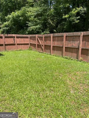 2145 Valley Oaks Drive SE, Smyrna, GA 30080