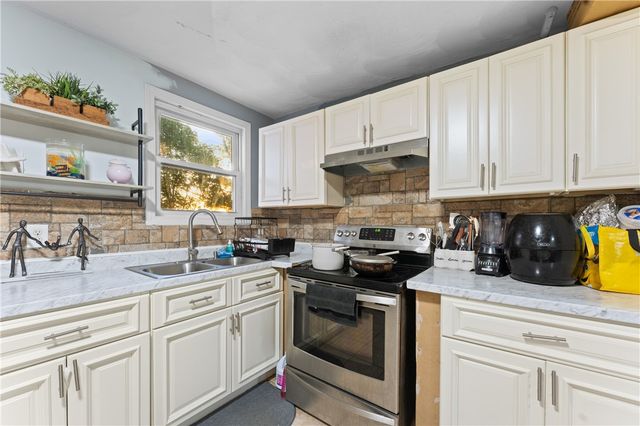 588 Manton Avenue, Providence, RI 02909