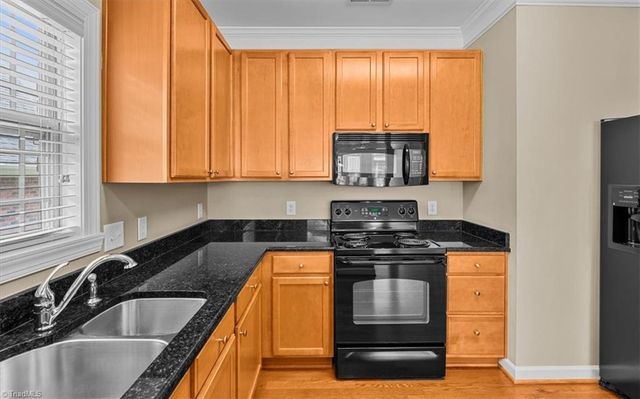 723 Stafford Park Drive, Kernersville, NC 27284