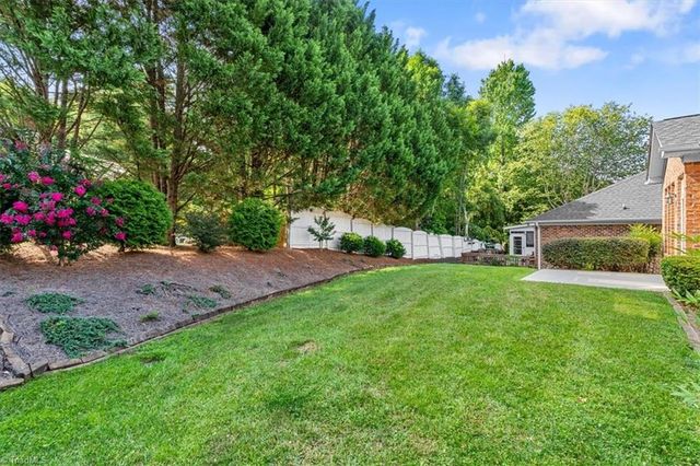 723 Stafford Park Drive, Kernersville, NC 27284