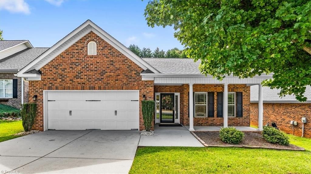 723 Stafford Park Drive, Kernersville, NC 27284