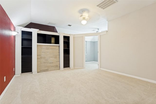 2123 Daniel Way, Carrollton, TX 75006