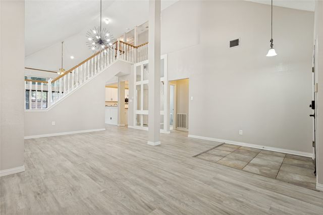2123 Daniel Way, Carrollton, TX 75006