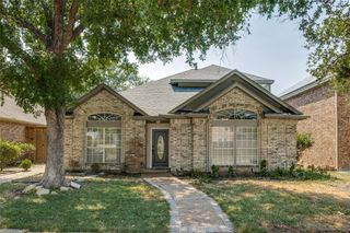 2123 Daniel Way, Carrollton, TX 75006