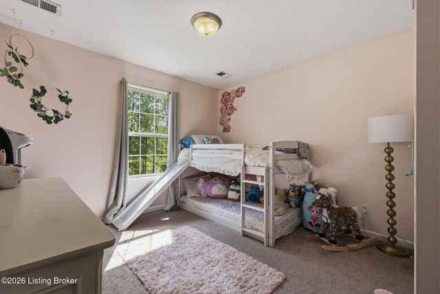 211 Southern Lake Dr, Elizabethtown, KY 42701