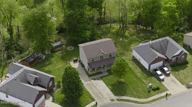 211 Southern Lake Dr, Elizabethtown, KY 42701