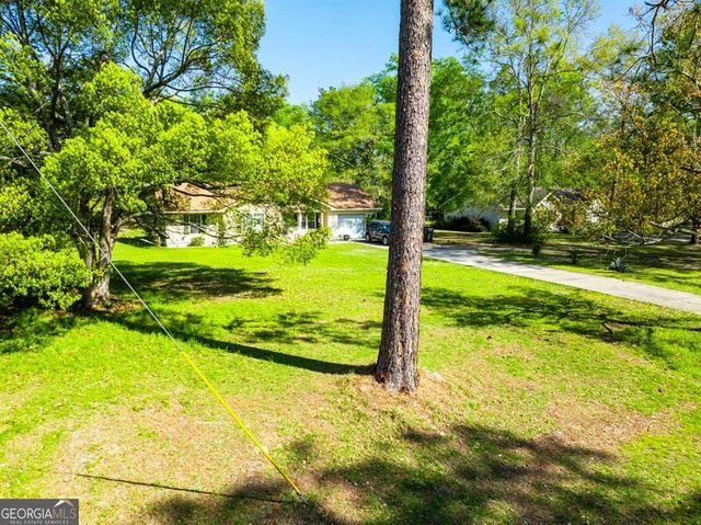 2218 Riverside Avenue, Waycross, GA 31501