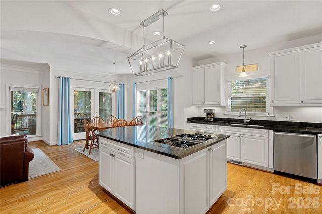 6424 Creola Road, Charlotte, NC 28226