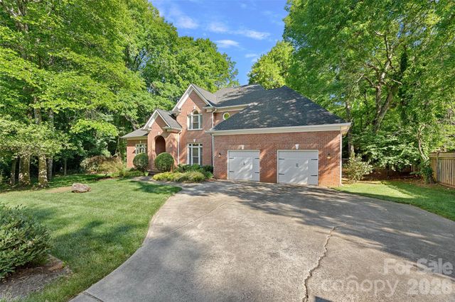 6424 Creola Road, Charlotte, NC 28226