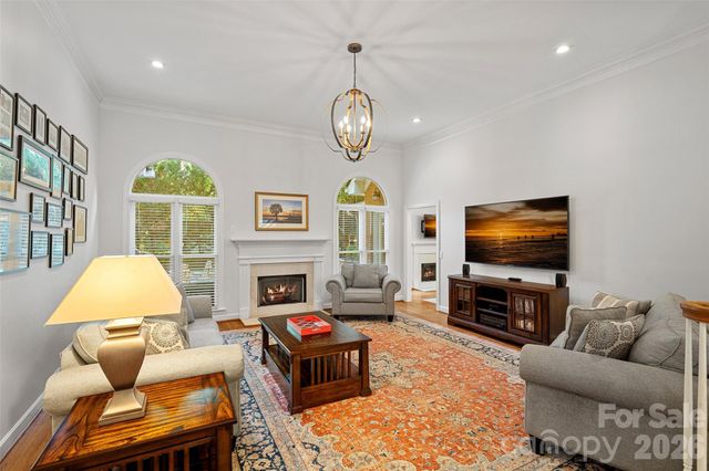 6424 Creola Road, Charlotte, NC 28226