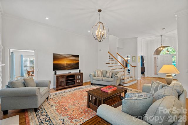 6424 Creola Road, Charlotte, NC 28226