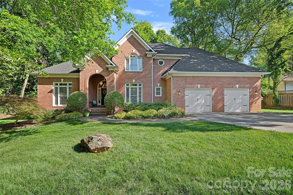 6424 Creola Road, Charlotte, NC 28226