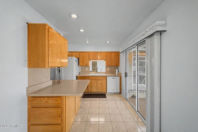9855 W WRANGLER Drive, Sun City, AZ 85373