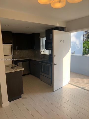 947 Lenox Ave 204, Miami Beach, FL 33139