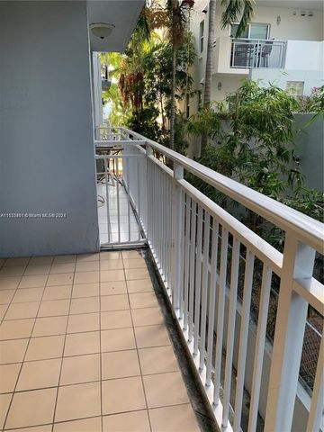 947 Lenox Ave 204, Miami Beach, FL 33139