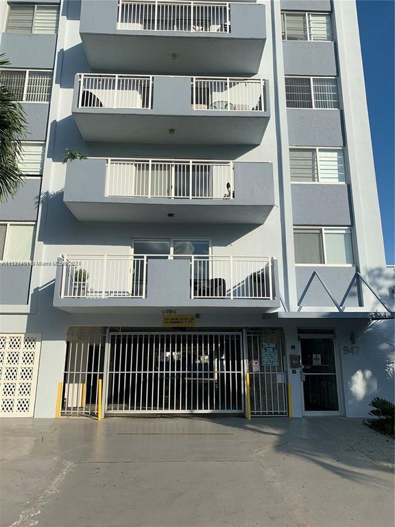947 Lenox Ave 204, Miami Beach, FL 33139