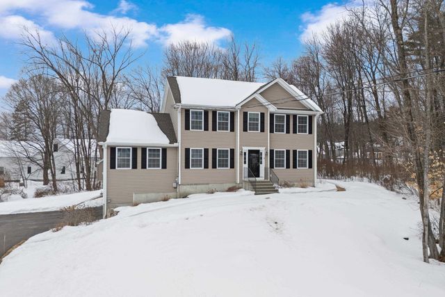 9 Maple Avenue, Goffstown, NH 03045