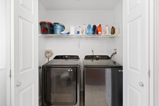 9 Maple Avenue, Goffstown, NH 03045