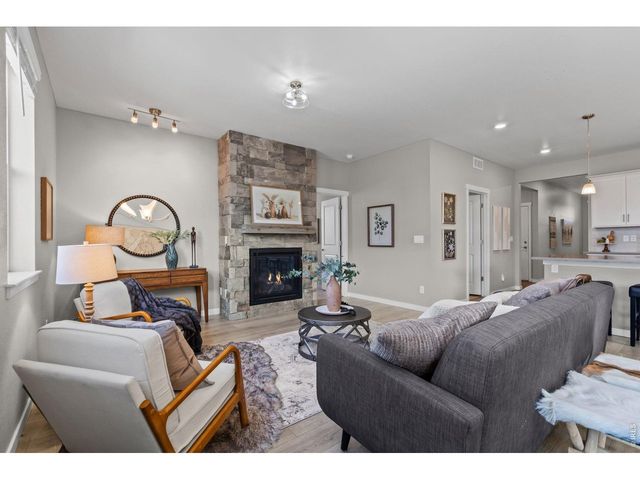 1577 Sun River Rd, Berthoud, CO 80513