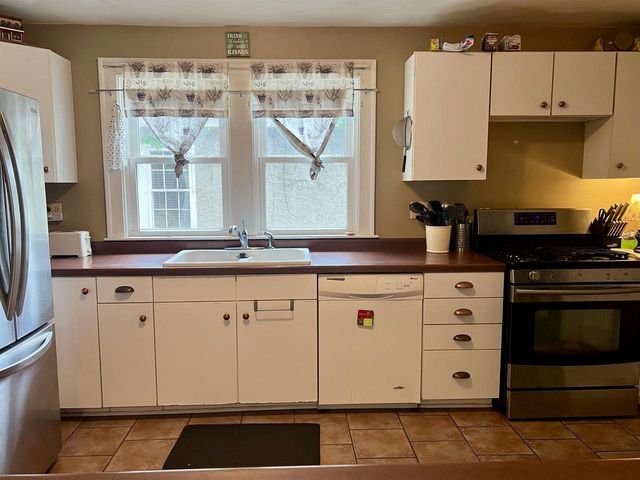 1113 Ruger Avenue, Janesville, WI 53545