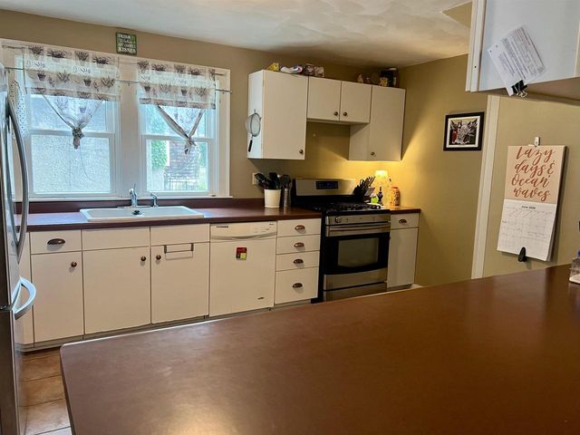 1113 Ruger Avenue, Janesville, WI 53545