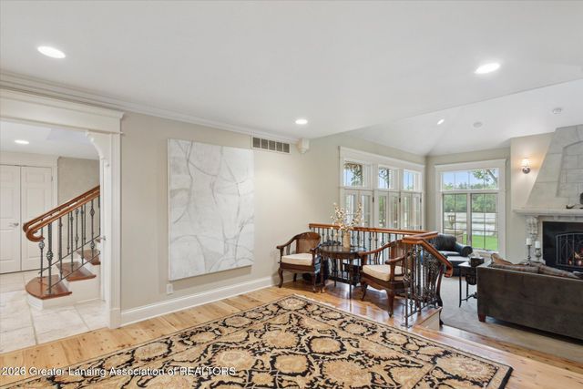 2 Locust Lane, Lansing, MI 48911