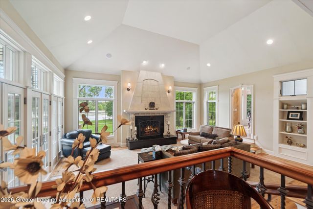 2 Locust Lane, Lansing, MI 48911