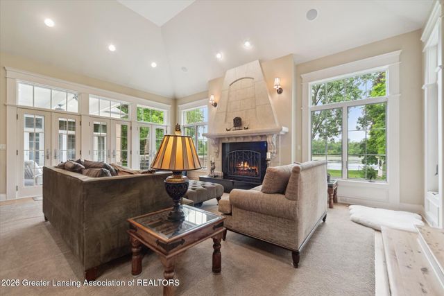 2 Locust Lane, Lansing, MI 48911