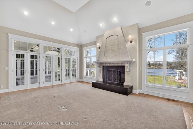 2 Locust Lane, Lansing, MI 48911