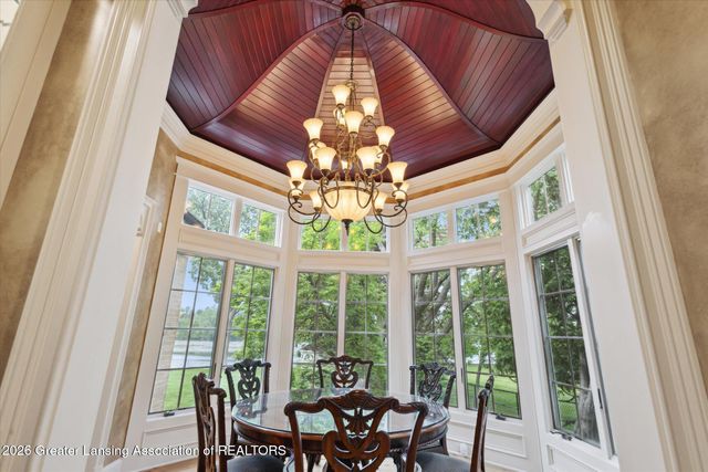 2 Locust Lane, Lansing, MI 48911