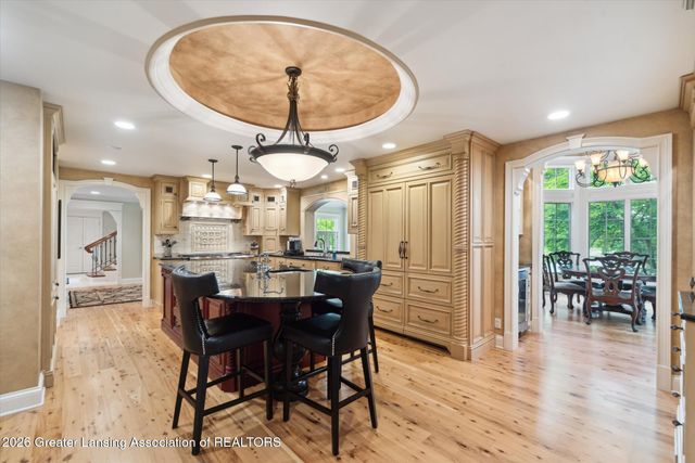 2 Locust Lane, Lansing, MI 48911