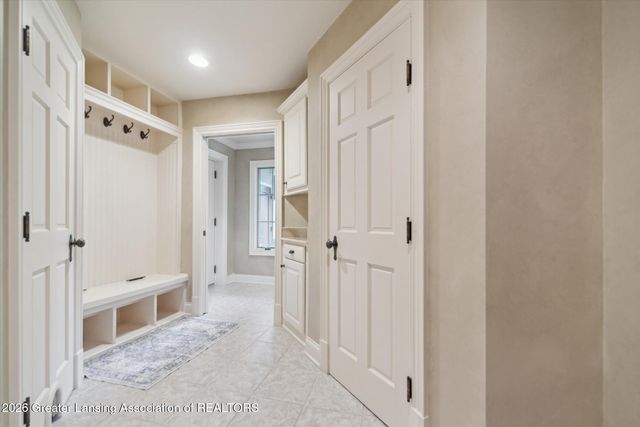 2 Locust Lane, Lansing, MI 48911