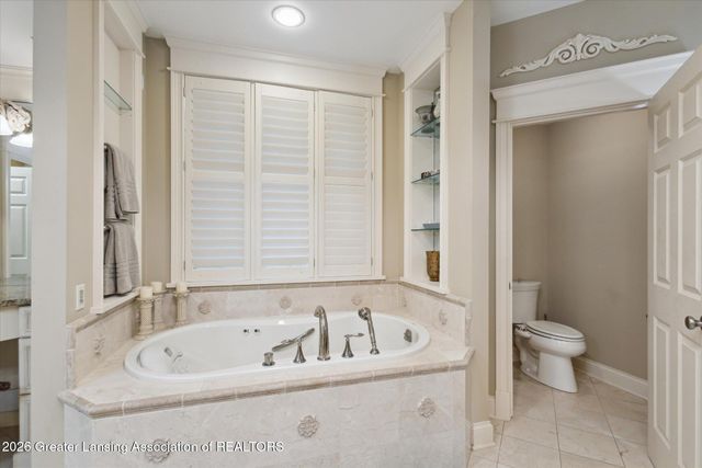 2 Locust Lane, Lansing, MI 48911