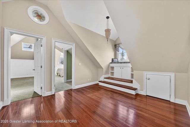 2 Locust Lane, Lansing, MI 48911