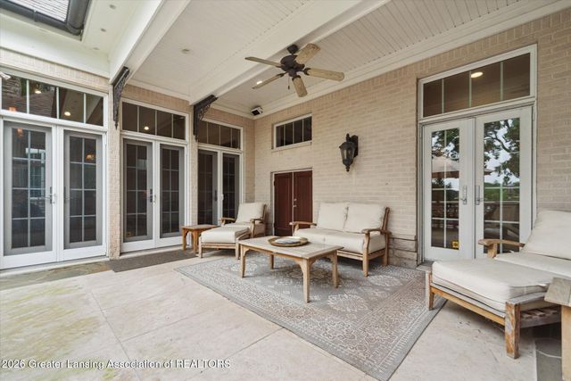 2 Locust Lane, Lansing, MI 48911