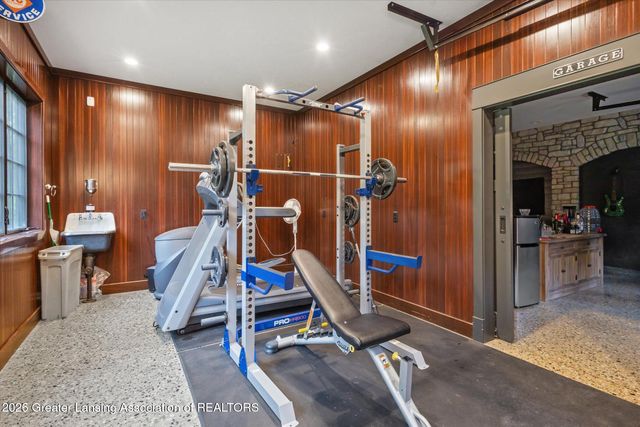 2 Locust Lane, Lansing, MI 48911