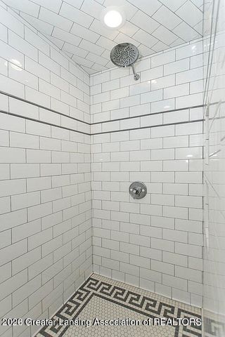 2 Locust Lane, Lansing, MI 48911