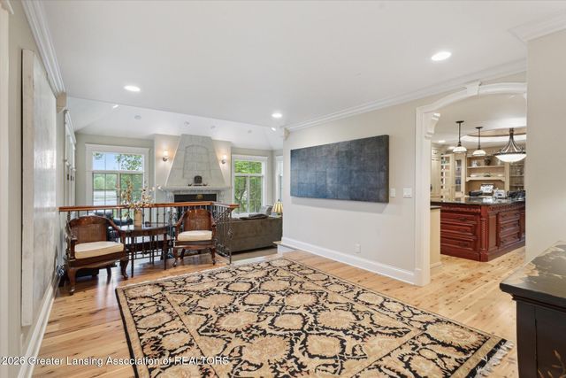 2 Locust Lane, Lansing, MI 48911