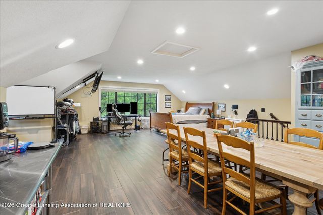 2 Locust Lane, Lansing, MI 48911