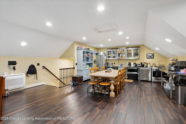 2 Locust Lane, Lansing, MI 48911