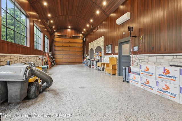 2 Locust Lane, Lansing, MI 48911