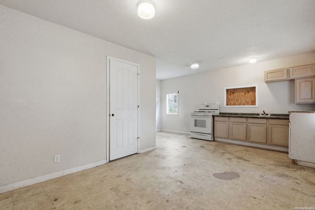 2139 TEXAS AVE, San Antonio, TX 78228
