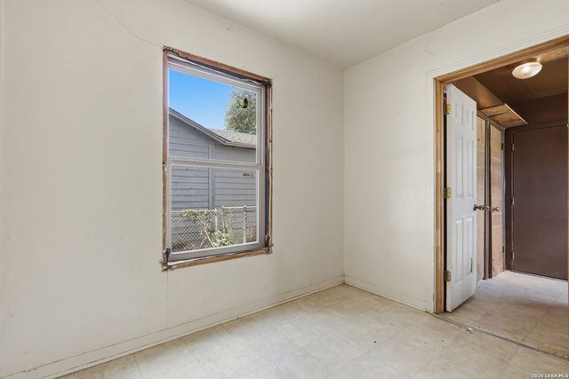 2139 TEXAS AVE, San Antonio, TX 78228