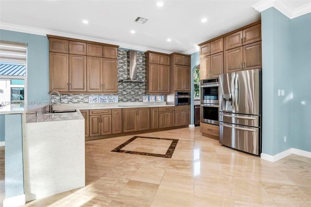 3240 SW 190th Ave, Miramar, FL 33029