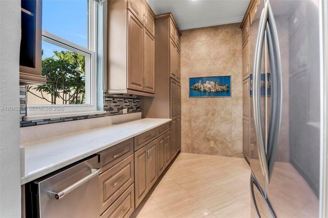 3240 SW 190th Ave, Miramar, FL 33029